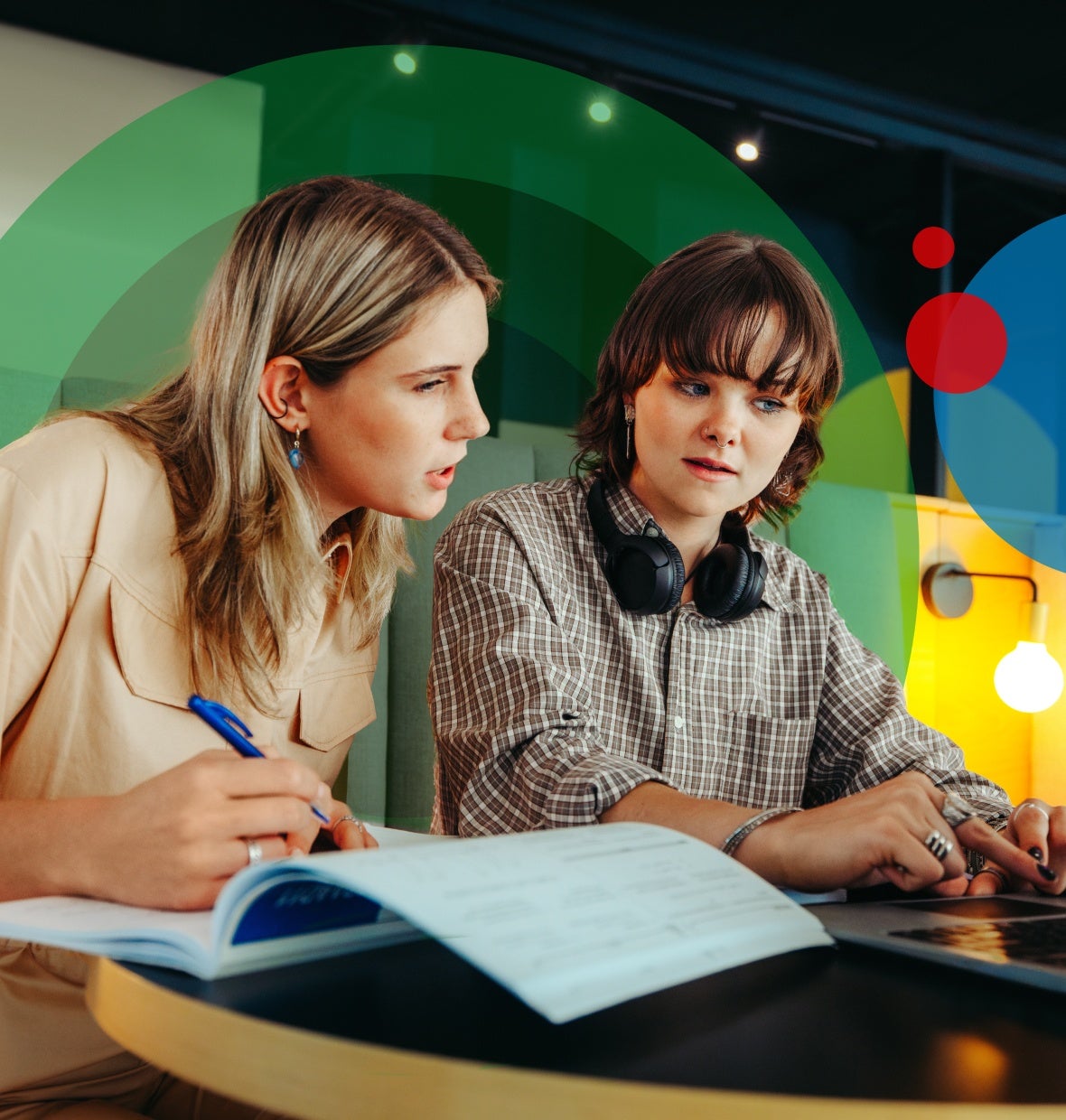 Customers using Canvas products on a laptop