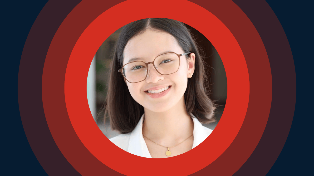 DLSU female student thumbnail