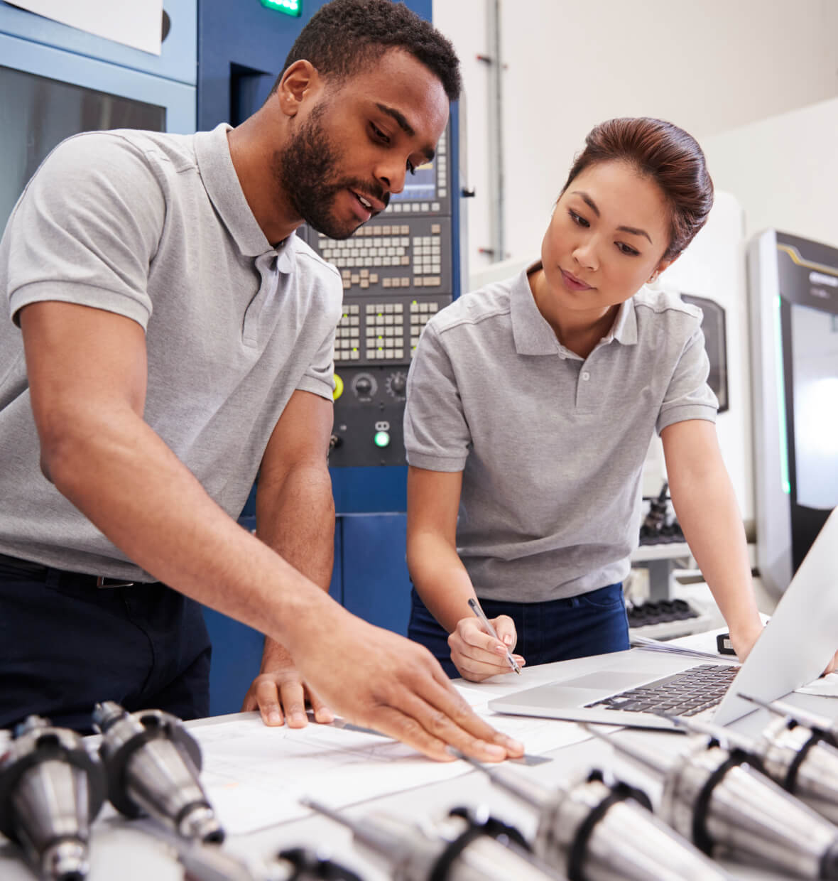 EMEA-FE-DataInsights-Hero-v1